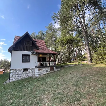 Lika فيلة زلاتيبور