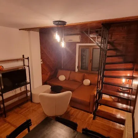 فيلة Lika زلاتيبور