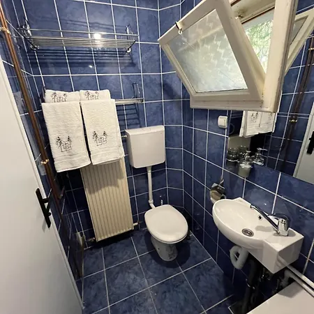 فيلة Lika زلاتيبور