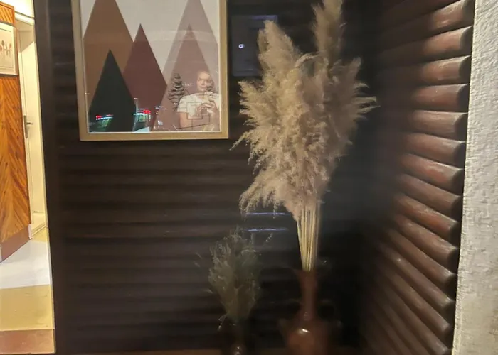 Lika زلاتيبور